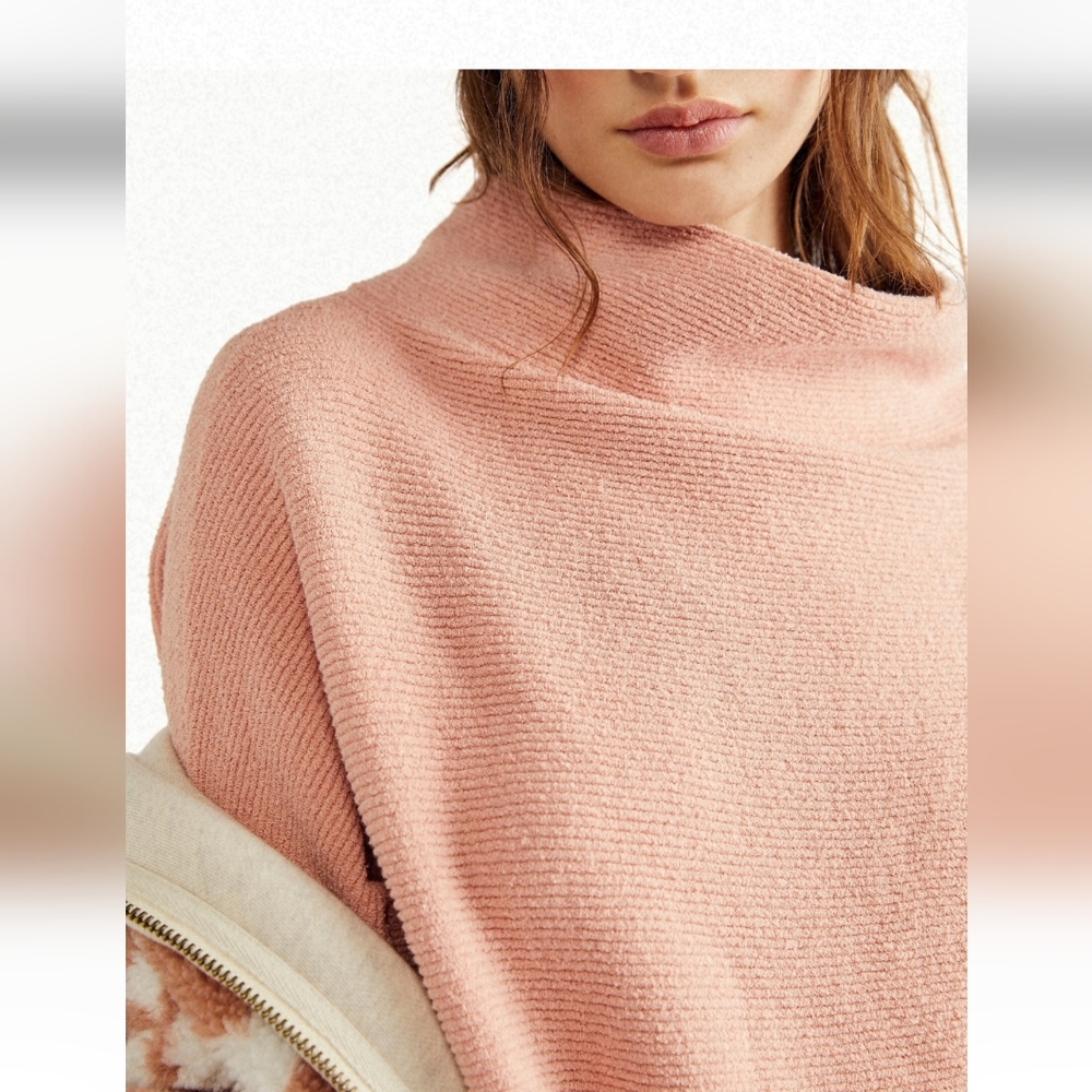 NWT S Free People Ottoman Dusty Pink